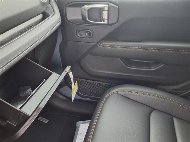 used 2025 Jeep Gladiator car, priced at $43,893