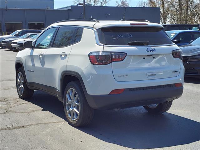 new 2024 Jeep Compass car, priced at $28,897