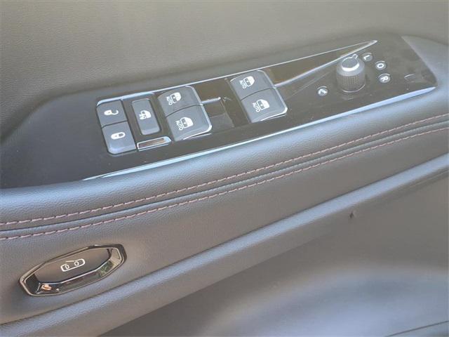 new 2025 Jeep Wagoneer S car, priced at $52,165