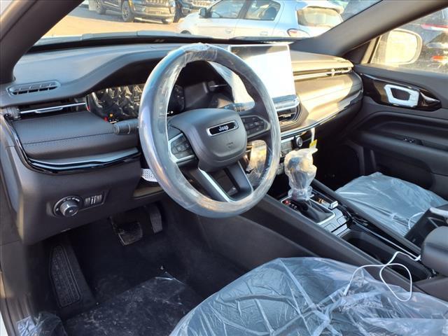 new 2025 Jeep Compass car, priced at $31,554