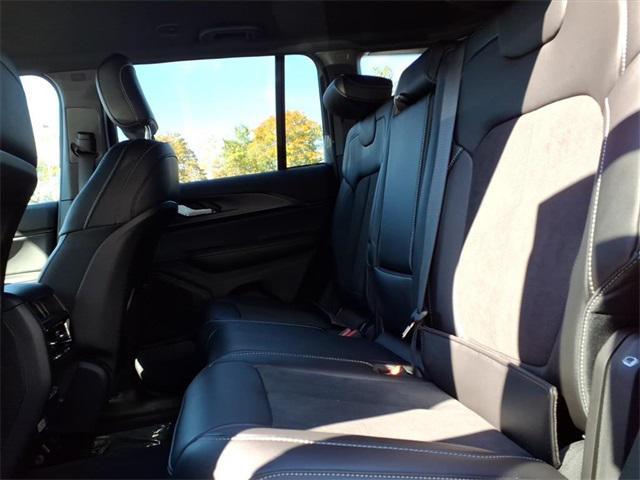 new 2025 Jeep Grand Cherokee car, priced at $39,069