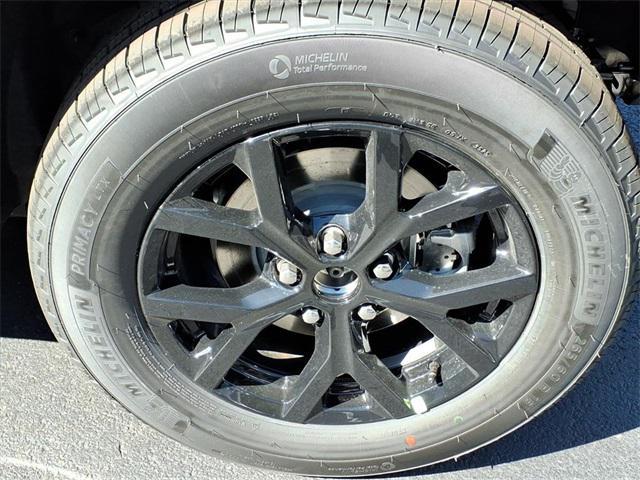 new 2025 Jeep Grand Cherokee car, priced at $39,069