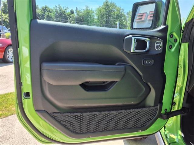 new 2025 Jeep Wrangler car, priced at $52,040