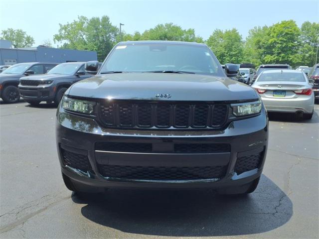 new 2025 Jeep Grand Cherokee L car, priced at $41,707