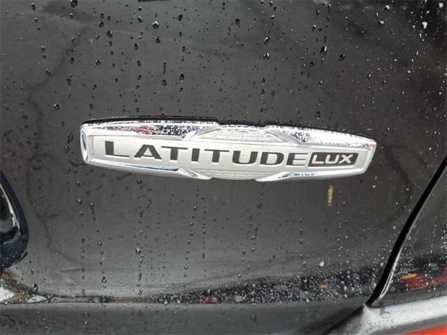 used 2022 Jeep Cherokee car, priced at $23,312