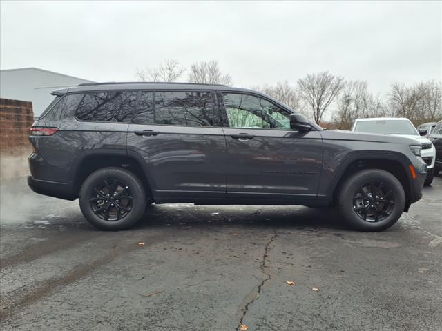 new 2024 Jeep Grand Cherokee L car, priced at $41,975