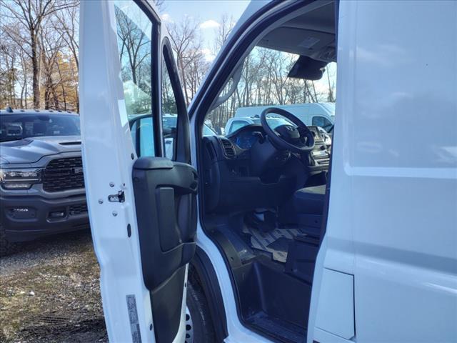 new 2025 Ram ProMaster 2500 car, priced at $48,126