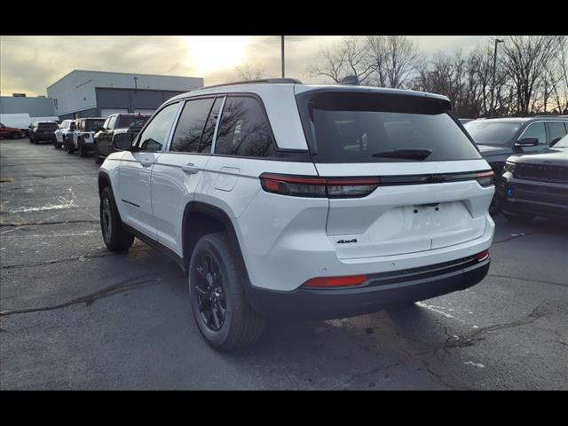 new 2025 Jeep Grand Cherokee car, priced at $40,349