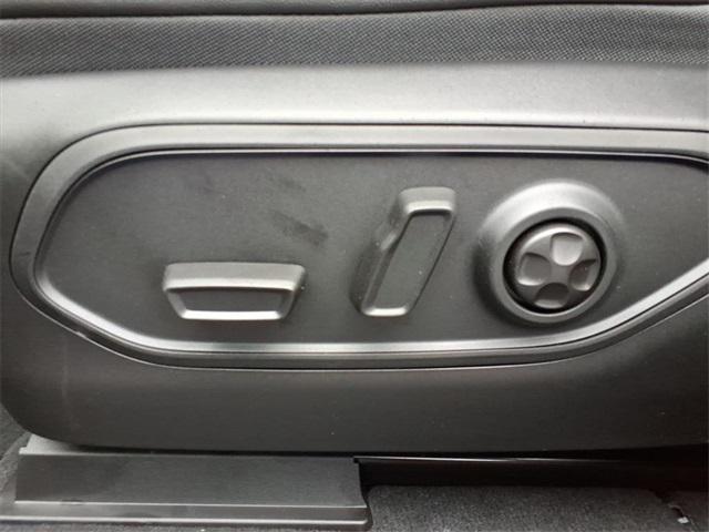 new 2025 Jeep Grand Cherokee car, priced at $37,569