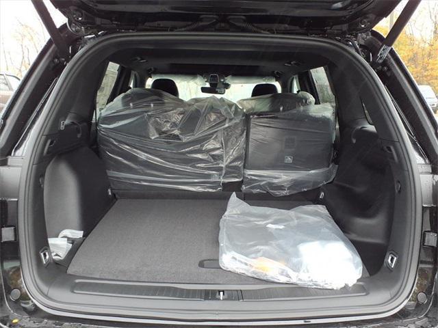 new 2025 Jeep Grand Cherokee car, priced at $37,569