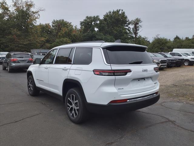 new 2024 Jeep Grand Cherokee L car, priced at $42,408