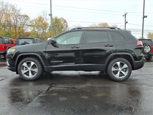 used 2022 Jeep Cherokee car, priced at $24,391