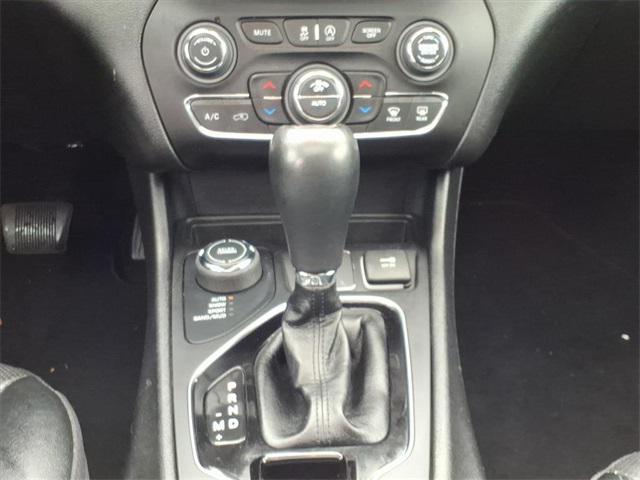 used 2022 Jeep Cherokee car, priced at $24,391