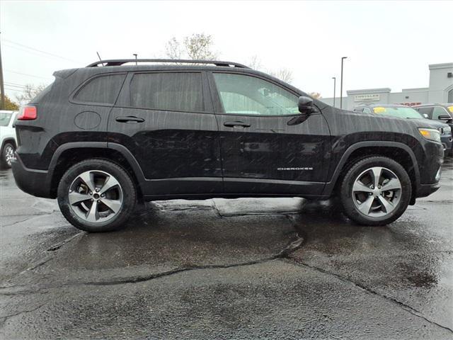 used 2022 Jeep Cherokee car, priced at $24,391