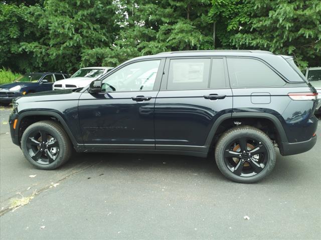 new 2024 Jeep Grand Cherokee car, priced at $43,037