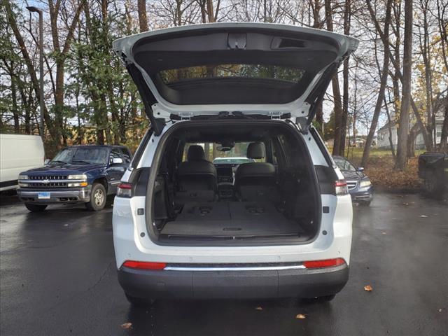 new 2024 Jeep Grand Cherokee L car, priced at $49,561