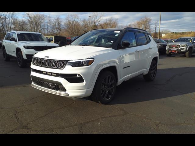 new 2025 Jeep Compass car, priced at $30,318