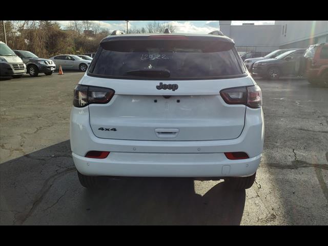 new 2025 Jeep Compass car, priced at $30,318