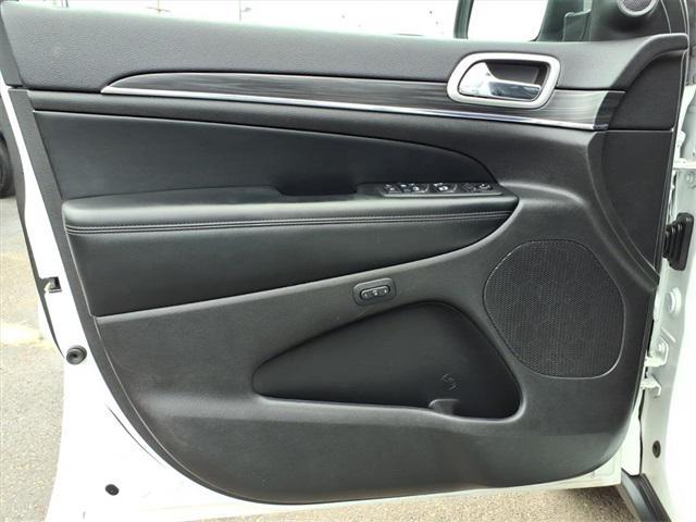 used 2020 Jeep Grand Cherokee car, priced at $16,578