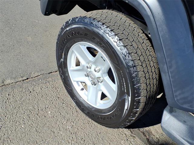 used 2020 Jeep Gladiator car, priced at $25,226