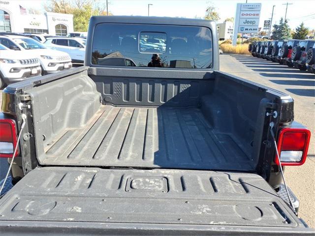 used 2020 Jeep Gladiator car, priced at $25,226