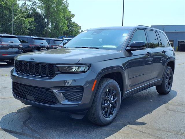 new 2025 Jeep Grand Cherokee car, priced at $38,984