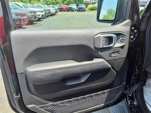 used 2022 Jeep Wrangler Unlimited car, priced at $36,007
