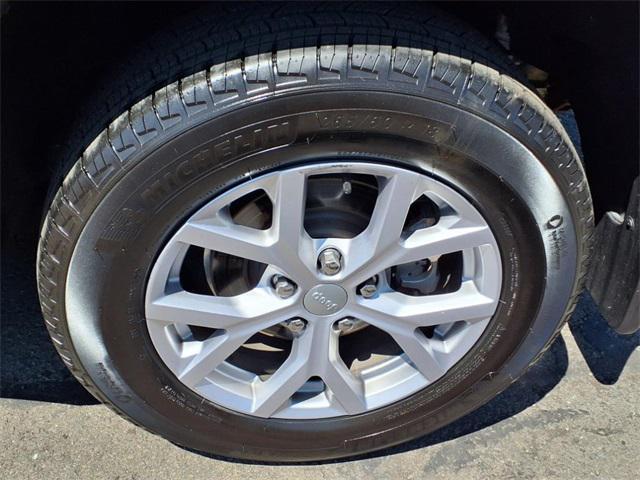 used 2022 Jeep Grand Cherokee car, priced at $29,987