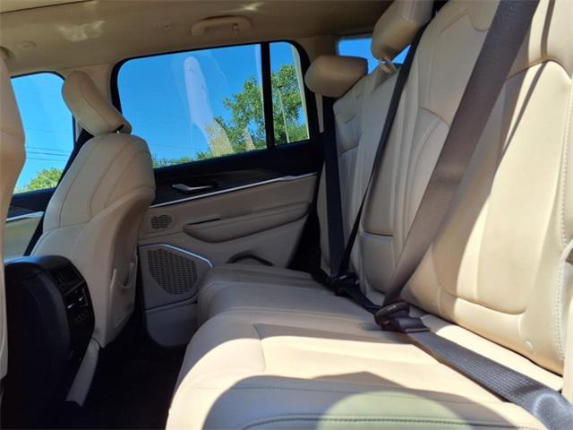 used 2022 Jeep Grand Cherokee car, priced at $29,987