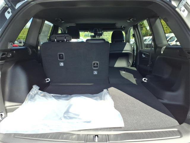 new 2025 Jeep Grand Cherokee car, priced at $38,053