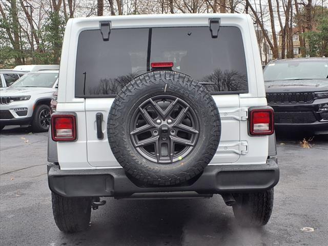 new 2025 Jeep Wrangler car, priced at $42,556