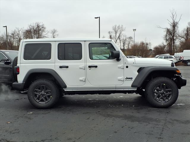 new 2025 Jeep Wrangler car, priced at $42,556