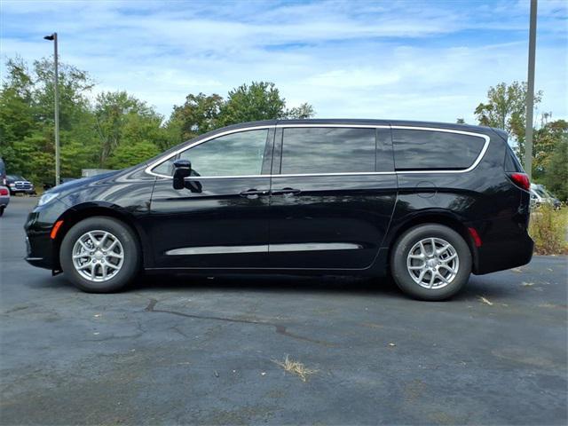new 2026 Chrysler Pacifica car, priced at $45,089