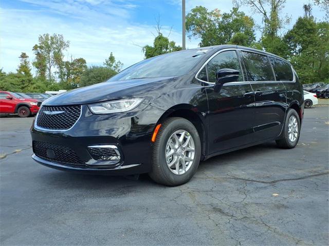 new 2026 Chrysler Pacifica car, priced at $45,089