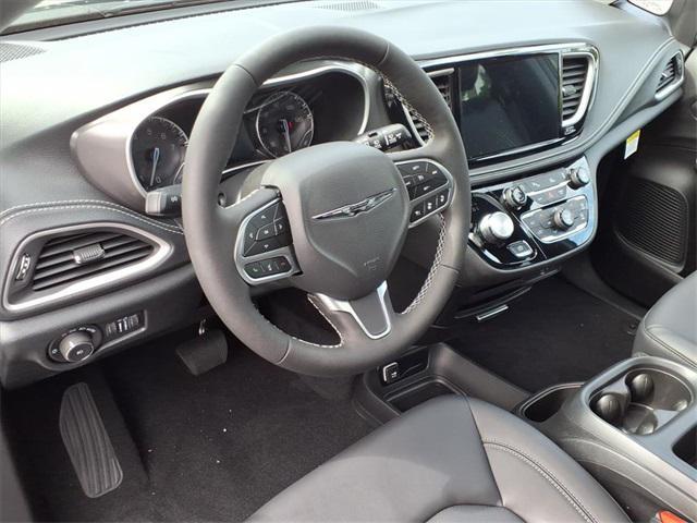 new 2026 Chrysler Pacifica car, priced at $45,089