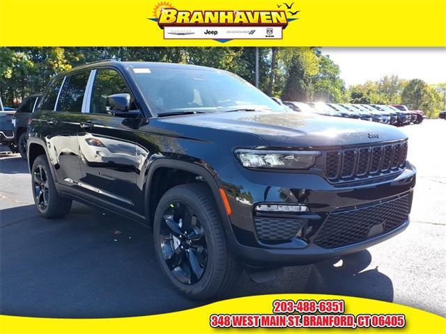 new 2025 Jeep Grand Cherokee car, priced at $41,796