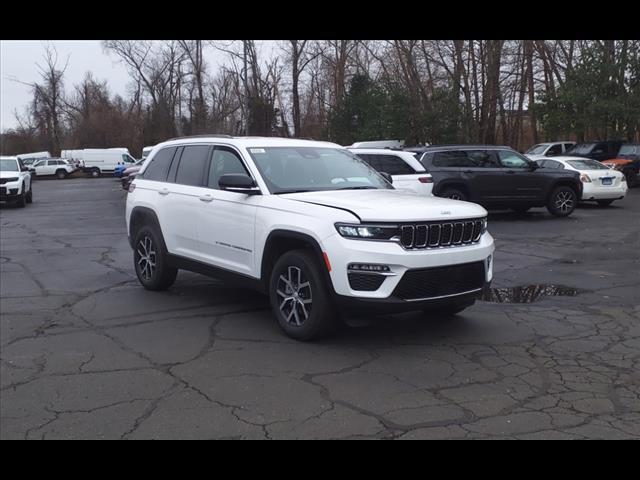 new 2024 Jeep Grand Cherokee car, priced at $39,448