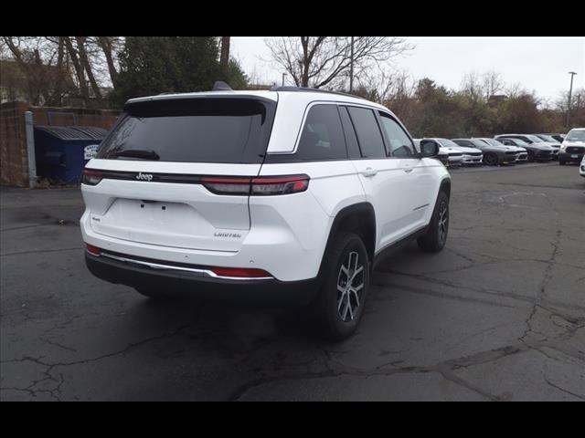 new 2024 Jeep Grand Cherokee car, priced at $39,448