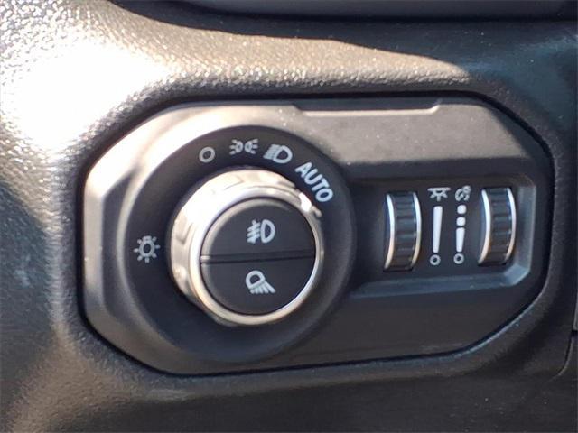 used 2022 Jeep Gladiator car, priced at $35,603