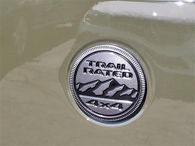 used 2022 Jeep Gladiator car, priced at $35,603