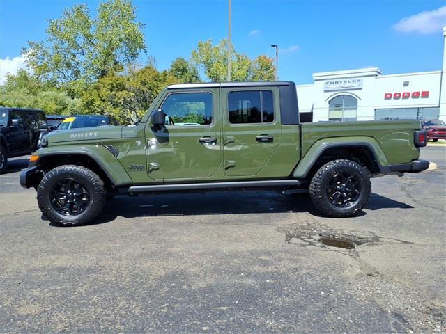used 2022 Jeep Gladiator car, priced at $35,603