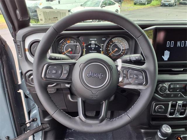 new 2025 Jeep Wrangler car, priced at $48,314