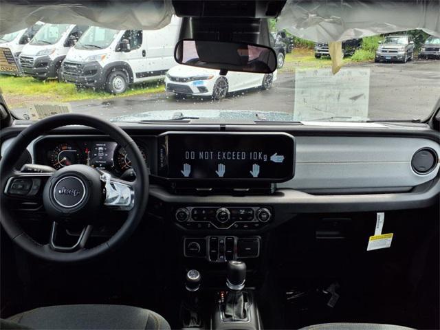 new 2025 Jeep Wrangler car, priced at $48,314