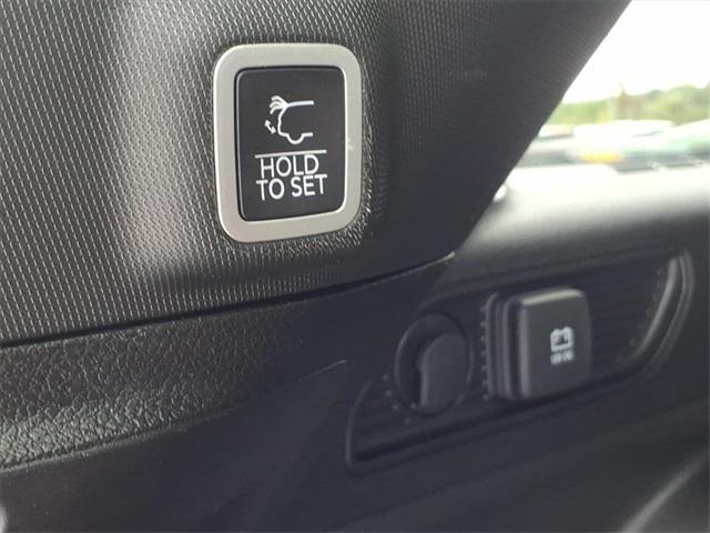 used 2022 Jeep Grand Cherokee car, priced at $32,441