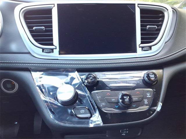 new 2026 Chrysler Pacifica car, priced at $43,285