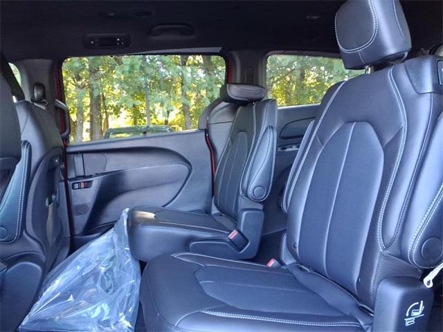 new 2026 Chrysler Pacifica car, priced at $43,285