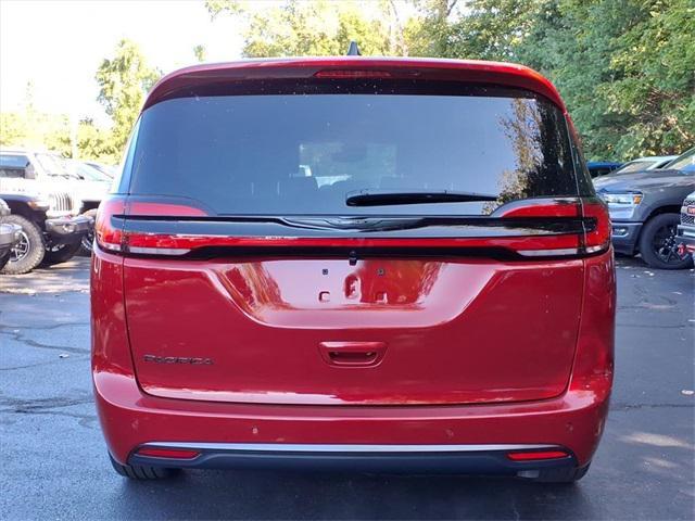 new 2026 Chrysler Pacifica car, priced at $43,285