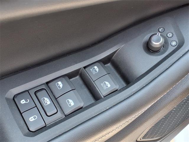 used 2023 Jeep Grand Cherokee car, priced at $36,645