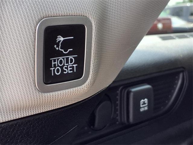 used 2023 Jeep Grand Cherokee car, priced at $36,645