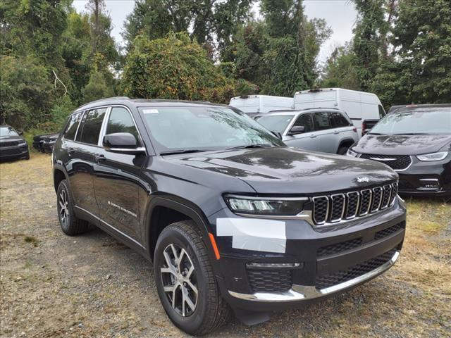 new 2024 Jeep Grand Cherokee L car, priced at $42,944